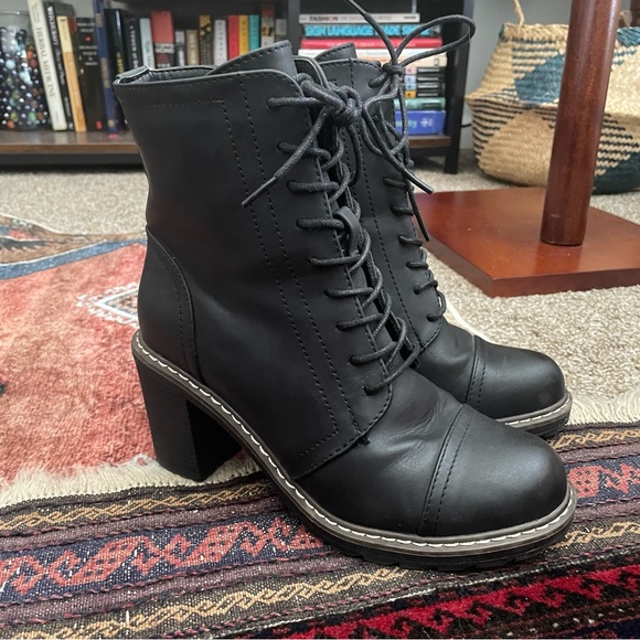 Olivia Miller Shoes - Olivia Miller heeled boots